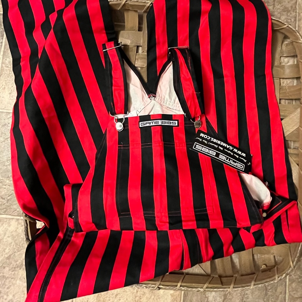 Red & Black Game Bibs